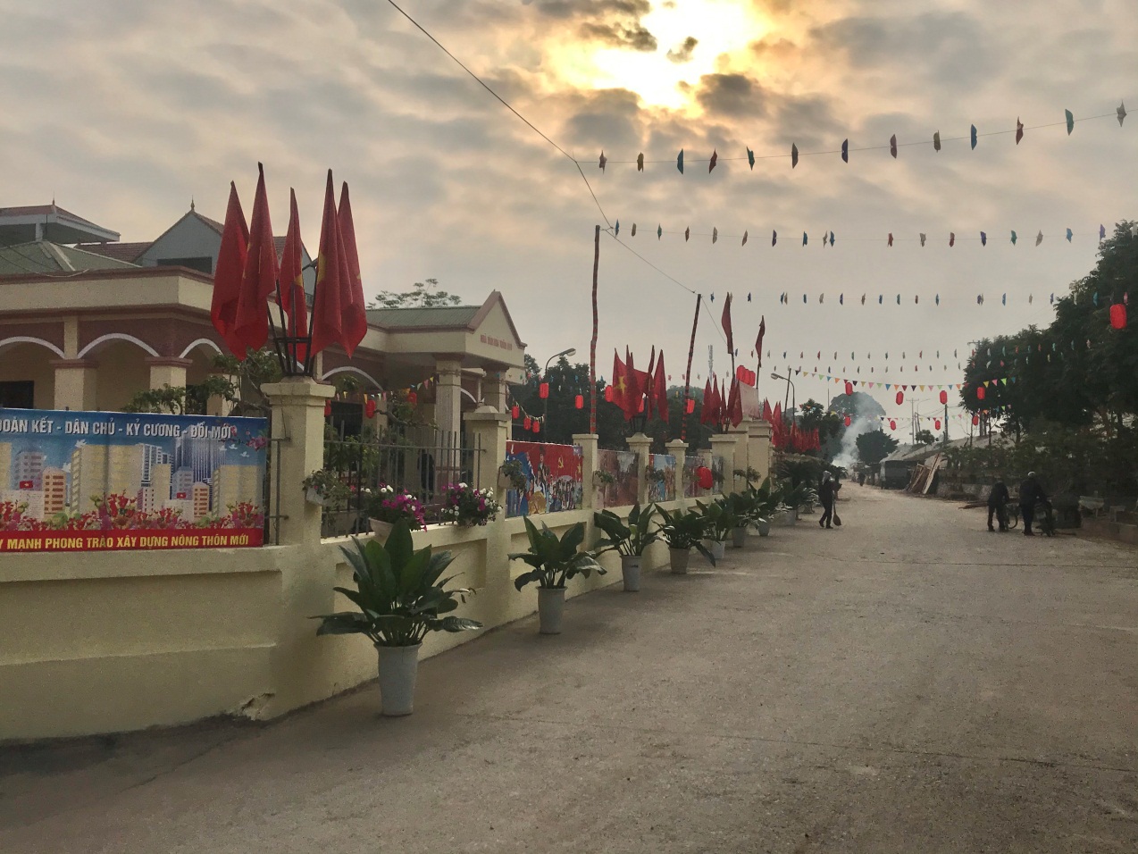 Ảnh: Nhà văn hóa thôn Quý - xã Liên Hà