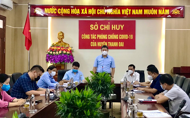 Đồng chí Nguyễn Mạnh Quyền - Phó Chủ tịch UBND Thành phố phát biểu tại cuộc họp