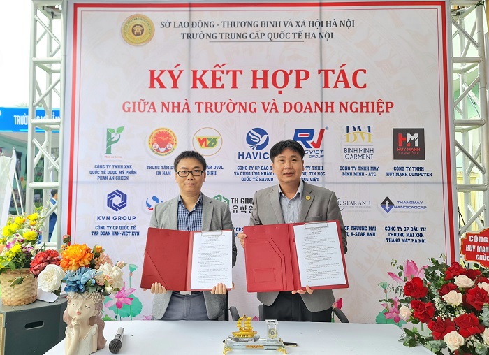 https://thanhuyhanoi.vn/data/Uploads/images/Anh%2011_12%20-%204.jpg