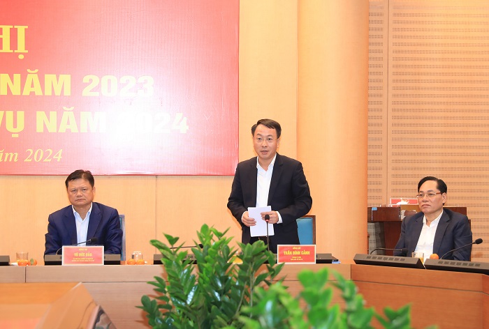 https://thanhuyhanoi.vn/data/Uploads/images/xay-dung-mo-hinh-quan-ly-tang-cuong-phan-cap-uy-quyen-sat-dan-sat-doanh-nghiep-2.jpg