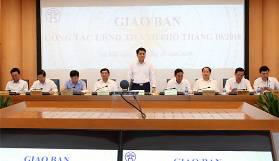 UBND thành phố Hà Nội giao ban công tác tháng 10 năm 2018
