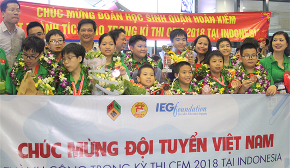 Đoàn học sinh Hà Nội thắng lớn tại cuộc thi “Thử thách nhà toán học tương lai” năm 2018