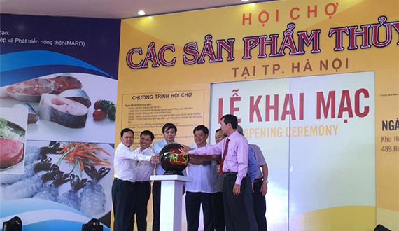 Khai mạc Hội chợ các sản phẩm thủy sản năm 2018