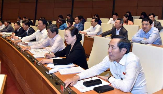 Quốc hội thông qua năm Luật