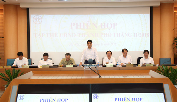 Tập thể UBND thành phố Hà Nội họp xem xét một số nội dung thuộc thẩm quyền