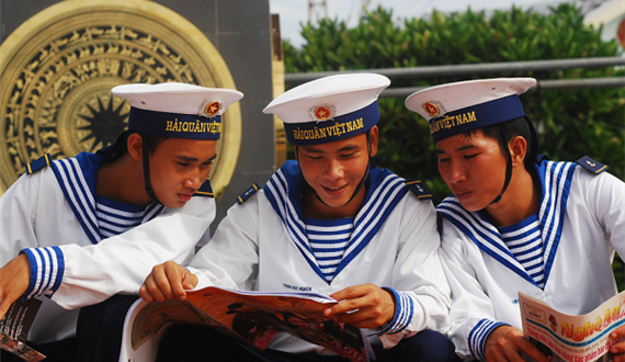 Luận điệu xuyên tạc phẩm chất trung thành của Quân đội ta nhất định bị phá sản