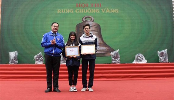 Sôi nổi Hội thi Rung chuông vàng - Tìm hiểu Luật Nghĩa vụ quân sự