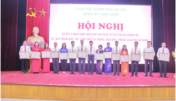 Quận ủy Long Biên: Triển khai Chỉ thị 05 của Bộ Chính trị dưới nhiều hình thức đa dạng