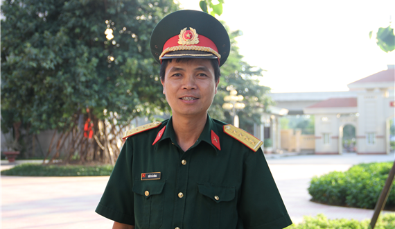 Trách nhiệm trong công việc, Giản dị với đời thường