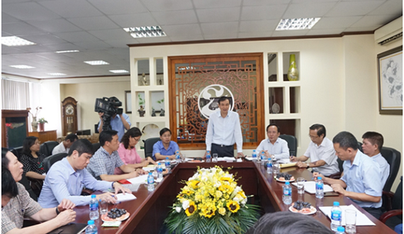 Khẳng định vai trò lãnh đạo, chỉ đạo của Đảng trong doanh nghiệp