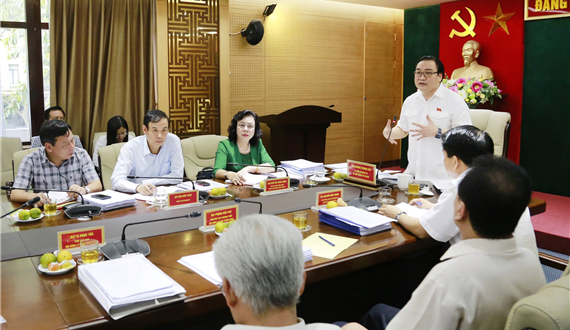 Thành ủy Hà Nội tổ chức họp đánh giá thuyết minh 8 đề tài nghiên cứu thuộc Chương trình khoa học trọng điểm số 20-CTr/TU