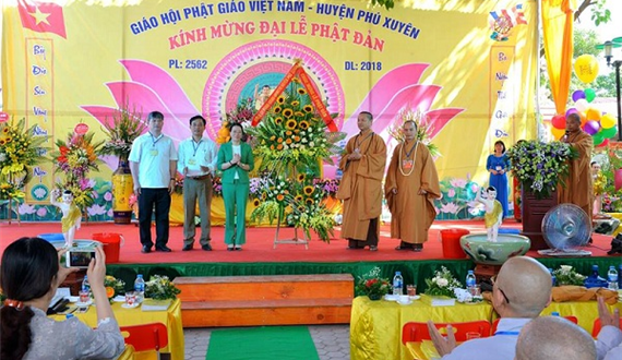 Huyện Phú Xuyên tổ chức Đại lễ Phật Đản năm 2018