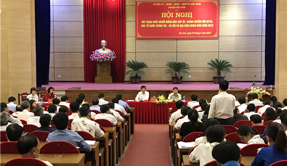 Lãnh đạo huyện Sóc Sơn đối thoại trực tiếp với đại diện nhân dân năm 2018