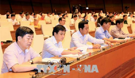 Thể hiện trách nhiệm của đại biểu Quốc hội với cử tri và nhân dân