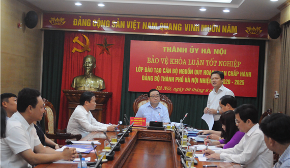 Lãnh đạo Thành phố trực tiếp kiểm tra kết quả học tập của cán bộ nguồn quy hoạch