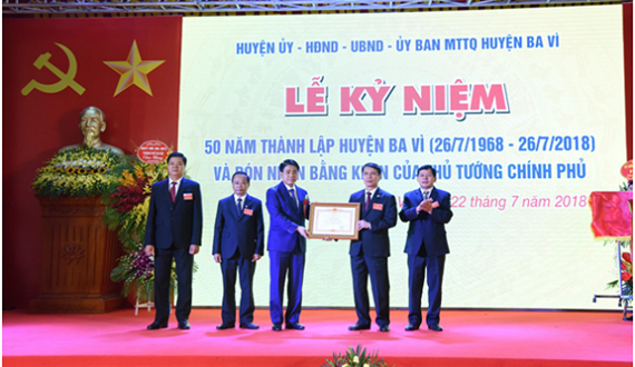 Chủ tịch UBND thành phố Nguyễn Đức Chung dự kỷ niệm 50 năm thành lập huyện Ba Vì: Đoàn kết, thống nhất, năng động, sáng tạo, khắc phục khó khăn, tạo sự chuyển biến mạnh mẽ