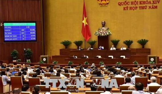 Cán bộ, đảng viên không chỉ thượng tôn pháp luật, mà còn phải đi đầu đưa pháp luật đến với nhân dân