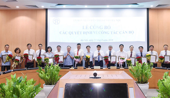 Bổ nhiệm, bổ nhiệm lại và kéo dài thời gian công tác đối với 17 lãnh đạo sở, ngành của Hà Nội