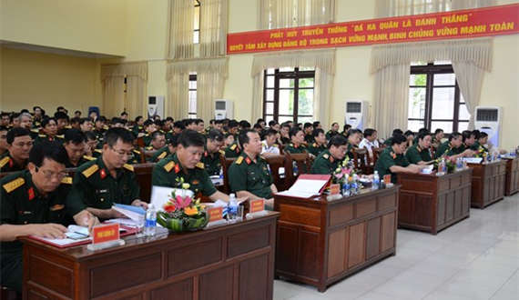 Góp phần đấu tranh chống lại các luận điệu xuyên tạc, sai trái của các thế lực thù địch trên mạng internet trong Quân đội hiện nay