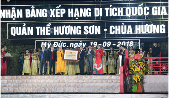 Quần thể Hương Sơn-Chùa Hương đón nhận Bằng xếp hạng di tích Quốc gia đặc biệt