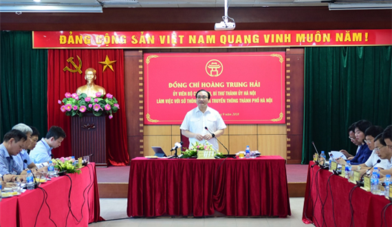 Bí thư Thành ủy Hà Nội Hoàng Trung Hải làm việc với Sở Thông tin và Truyền thông