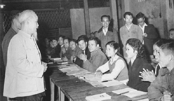 Xây dựng phong cách công tác của người đứng đầu cấp ủy, cơ quan, đơn vị theo tư tưởng, đạo đức, phong cách Hồ Chí Minh