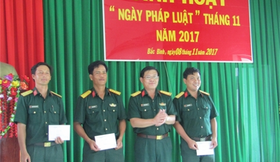 Thực hiện tốt sinh hoạt chi bộ - biện pháp quan trọng để ngăn chặn, đẩy lùi suy thoái về đạo đức, lối sống trong cán bộ, đảng viên