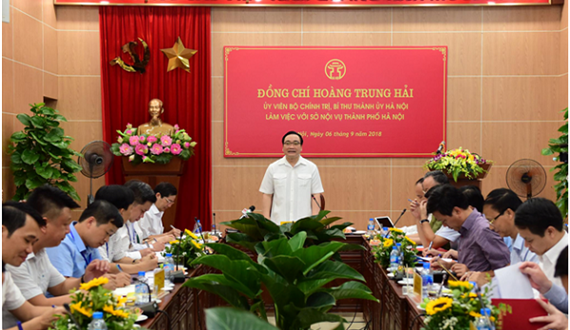 Bí thư Thành ủy Hà Nội Hoàng Trung Hải làm việc với Sở Nội vụ