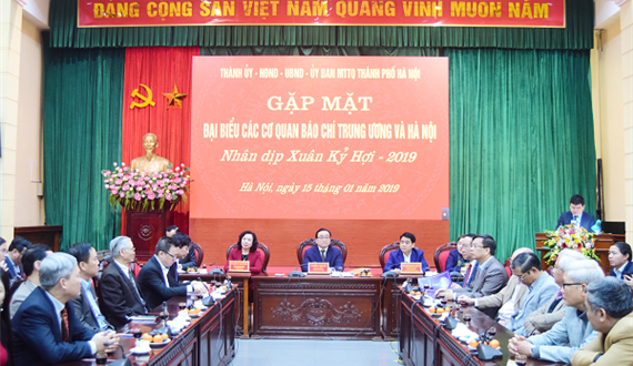 Lãnh đạo Thành phố gặp mặt và chúc Tết đại biểu các cơ quan báo chí