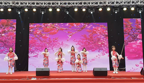 Rộn ràng Ngày hội "Mùa Xuân ước mơ tuổi thơ" lần thứ XII