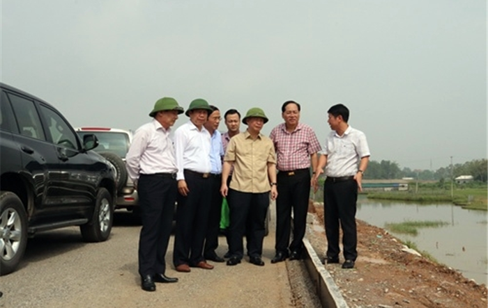 Phó Chủ tịch Thường trực UBND Thành phố kiểm tra các Dự án xử lý cấp bách đê điều tại huyện Chương Mỹ