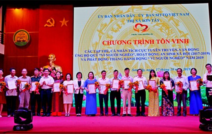 Thị xã Sơn Tây phát động tháng hành động “Vì người nghèo” năm 2019