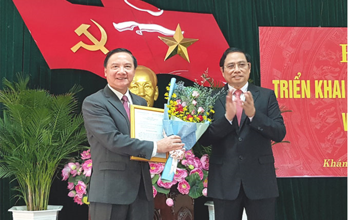 Không thể phủ nhận chủ trương bố trí bí thư cấp uỷ cấp tỉnh, cấp huyện không là người địa phương 