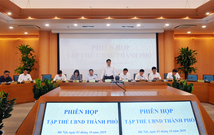 Tập thể UBND thành phố Hà Nội lấy ý kiến về chủ trương đầu tư 12 dự án đầu tư công