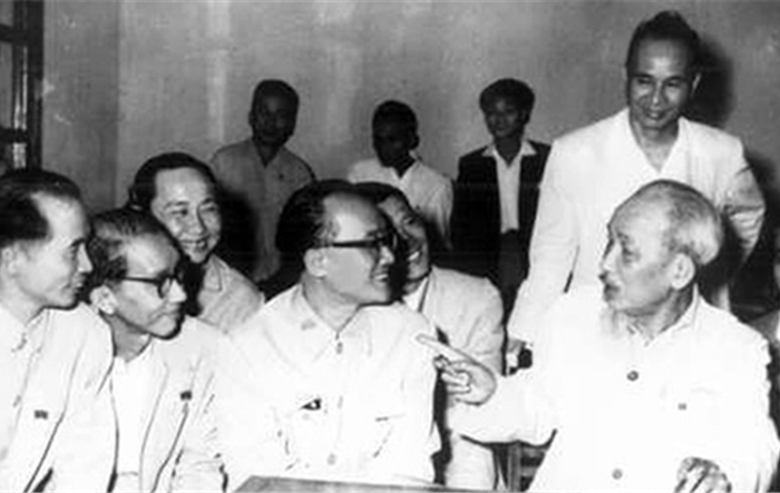 Chống “tư duy nhiệm kỳ” từ bài học đấu tranh chống chủ nghĩa cá nhân theo tư tưởng Hồ Chí Minh