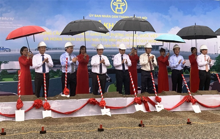 Khởi công Dự án xây dựng cầu vượt tại nút giao đường Hoàng Quốc Việt - Nguyễn Văn Huyên