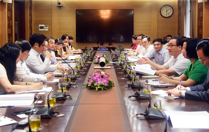 Bí thư Thành ủy Hà Nội Hoàng Trung Hải  tiếp đại diện các hiệp hội doanh nghiệp tại Việt Nam