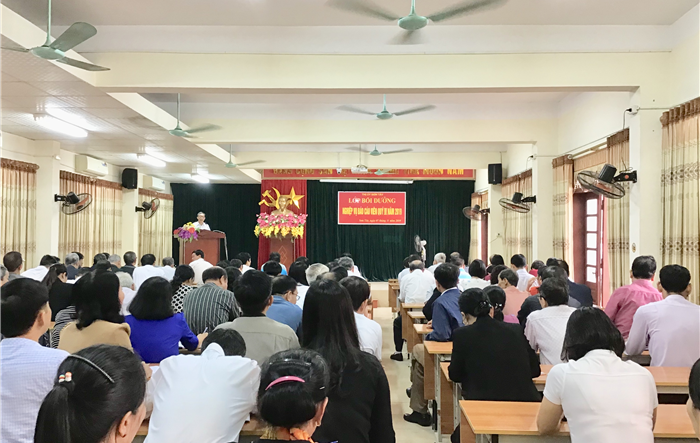 Khai giảng lớp bồi dưỡng nghiệp vụ báo cáo viên quý IV năm 2019