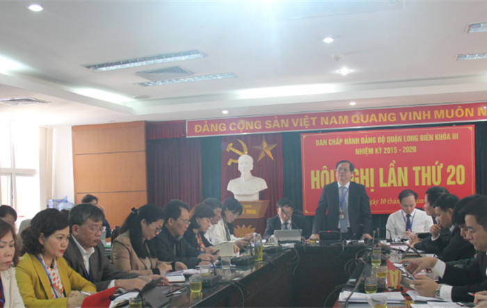 Ban Chấp hành Đảng bộ quận Long Biên góp ý dự thảo Báo cáo Chính trị, Báo cáo kiểm điểm cấp ủy