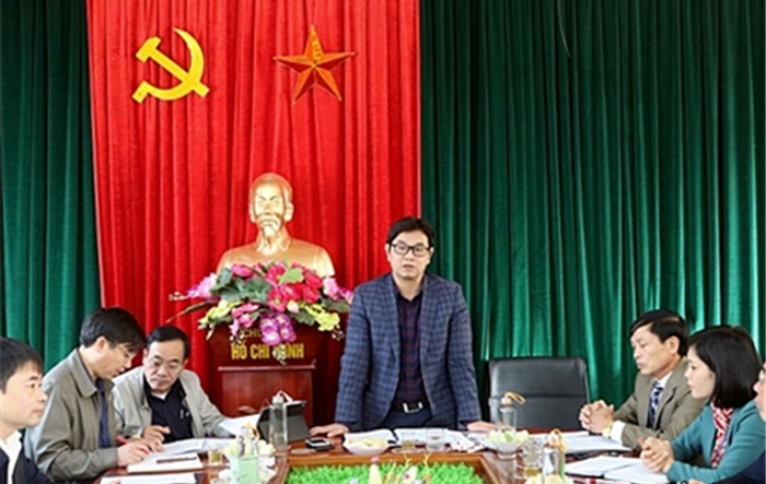 Bí thư Huyện ủy Chương Mỹ làm việc với Đảng ủy xã Lam Điền 