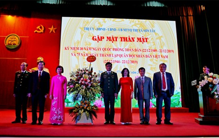 Gặp mặt kỷ niệm 75 năm Ngày thành lập Quân đội nhân dân Việt Nam