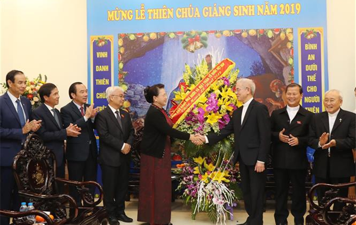 Chủ tịch Quốc hội Nguyễn Thị Kim Ngân thăm và chúc mừng Ủy ban Trung ương Đoàn kết Công giáo Việt Nam