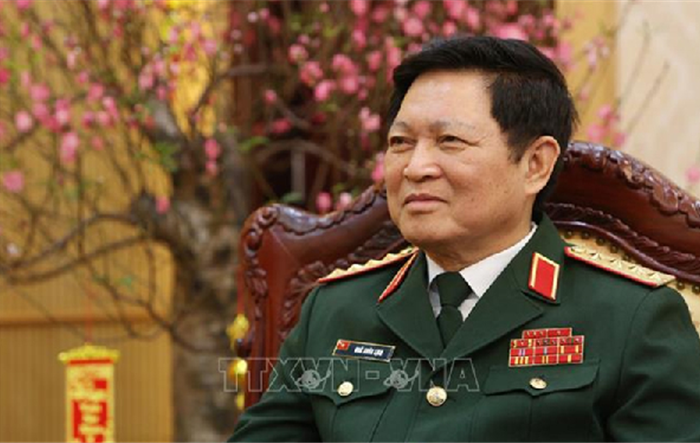 Quân đội nhân dân Việt Nam phát huy truyền thống anh hùng trong sự nghiệp bảo vệ Tổ quốc