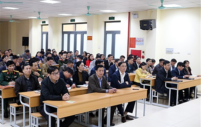 Tập huấn công tác tổ chức Đại hội Đảng bộ các cấp
