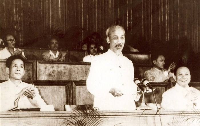 Hiểu đúng và thực hiện tự phê bình và phê bình thường xuyên