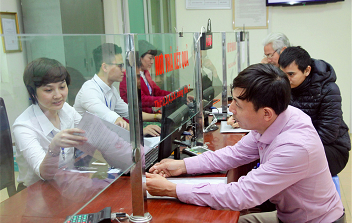 Ứng xử chuẩn mực, phục vụ tận tình