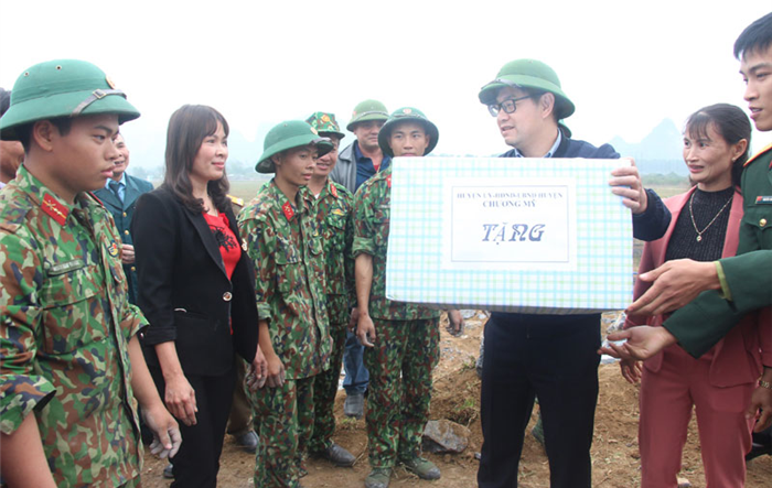 Khởi công xây dựng tường rào bảo vệ sân bay Miếu Môn khu vực thuộc địa phận huyện Chương Mỹ