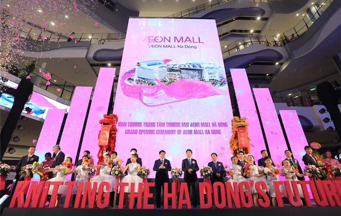 Khai trương Trung tâm thương mại AEON lớn nhất Việt Nam