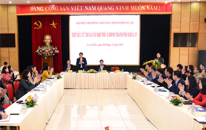 Chủ tịch UBND Thành phố Nguyễn Đức Chung: Đồng bộ nhiều giải pháp giảm ô nhiễm môi trường