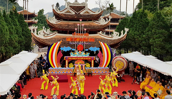 Khai hội chùa Hương Xuân Kỷ Hợi 2019